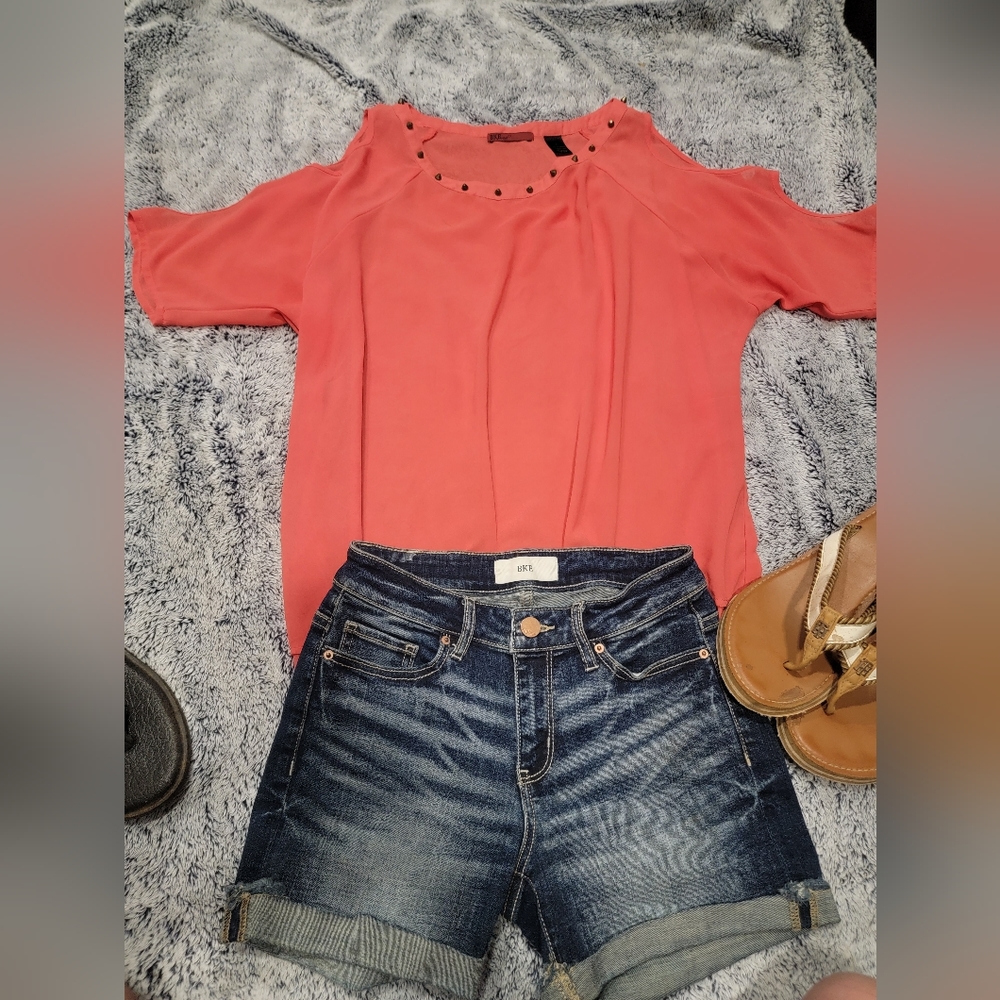 Womens Buckle sheer blouse  size large